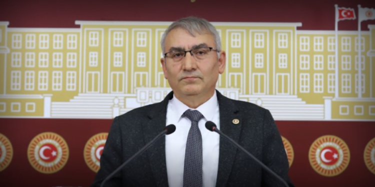 İYİ Parti Ankara Milletvekili Altıntaş partisinden istifa etti