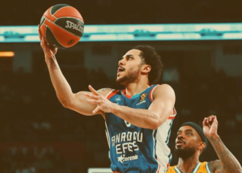 Euroleague’de Anadolu Efes erteleme maçında Real Madrid’i konuk edecek