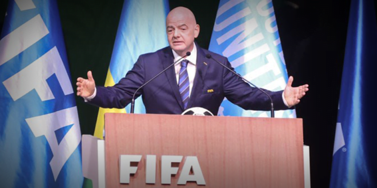 Gianni Infantino yeniden FIFA başkanlığına seçildi