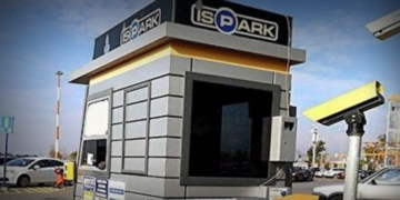 İstanbul’da İSPARK otoparklarına elektrikli şarj istasyonu kurulacak: Yeşil dönüşüm için adım atılıyor