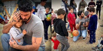 İtalyan aktör Michele Morrone deprem bölgesinde