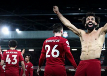 Liverpool ezeli rakibi Manchester United’ı hezimete uğrattı