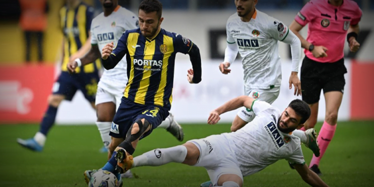 MKE Ankaragücü sahasında Alanyaspor’u mağlup etti