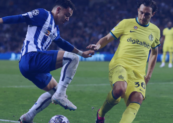 Hakan Çalhanoğlu’lu Inter çeyrek finalde