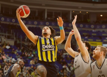 Potoda derbiyi kazanan Fenerbahçe Beko