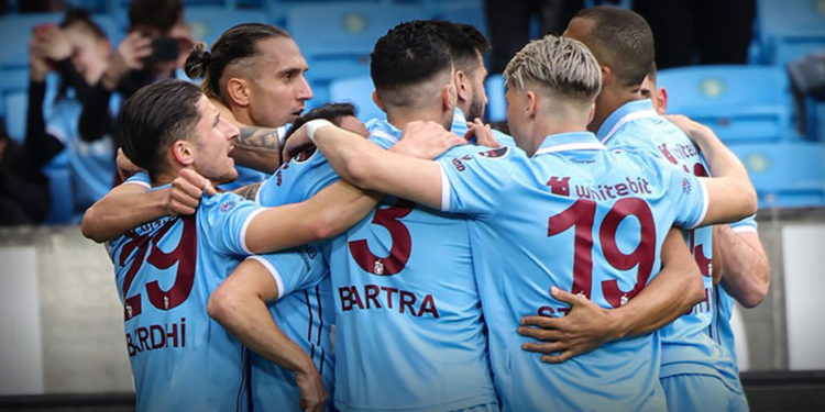 Trabzonspor 3 puanı 4 golle aldı