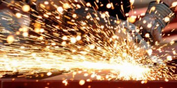 Sanayi üretimi yıllık yüzde 4,5 arttı