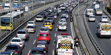 Trafiğe kaydedilen taşıt sayısı şubatta %32 düştü