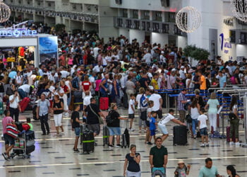 Antalya’ya son 3 ayda 800 bin turist akını