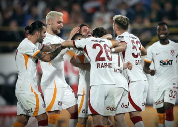 Süper Lig’de Galatasaray deplasmanda Alanyaspor’u 4 golle geçti
