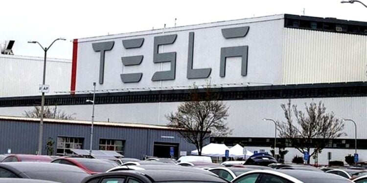 Tesla’dan iki modele zam