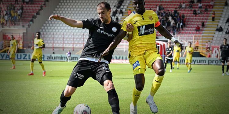 MKE Ankaragücü deplasmanda kazandı, Ümraniyespor Süper Lig’e veda etti