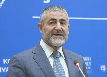 Bakan Nebati: Bu zafer her şeyini feda edeceklerin zaferi