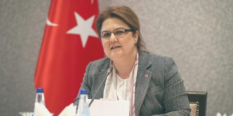 Bakan Yanık, zelzele bölgesine yapılan yardımları açıkladı