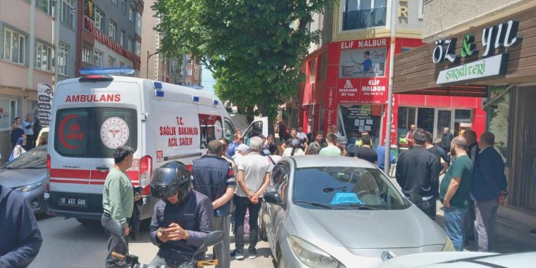 Balıkesir’de aile dehşeti: 7 kişi yaralandı