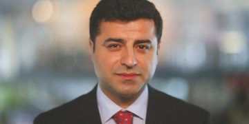 Demirtaş: Etkin politikayı bırakıyorum