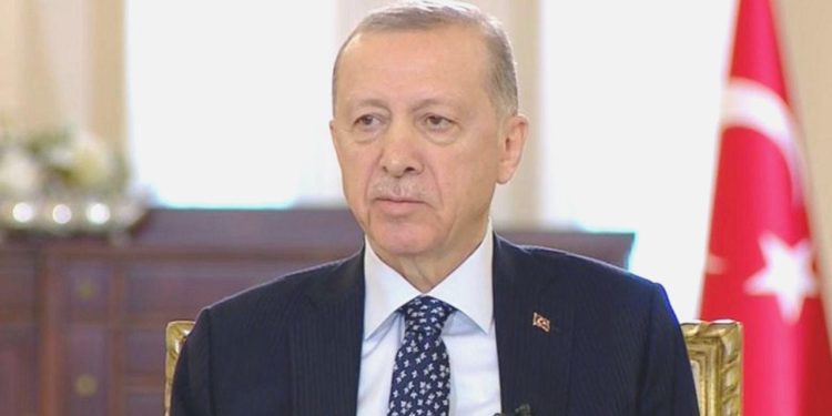 Erdoğan’dan memur, emekli ve EYT’lilerle ilgili kıymetli açıklamalar