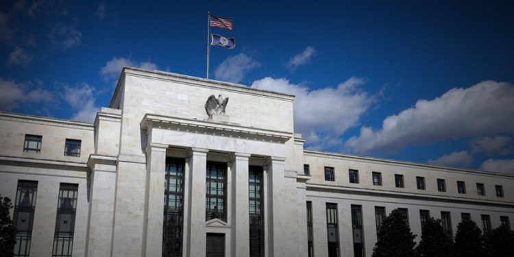 Fed’e yönelik belirsizlikler sürüyor