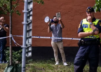 İsveç’ten skandal Kur’an yakma eylemi