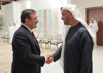 Yılmaz ve Şimşek, BAE Devlet Başkanı ile bir araya geldi