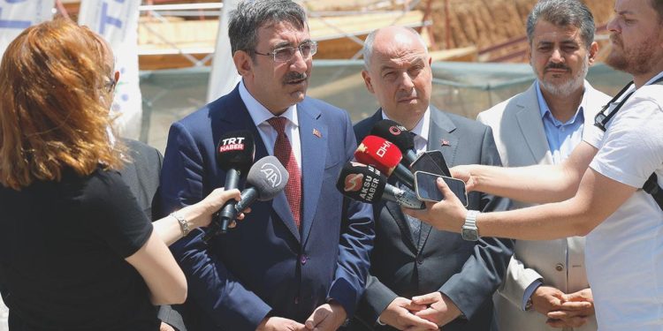 Cevdet Yılmaz: Önceliğimiz iktisatta istikrarlı bir yapı oluşturmak