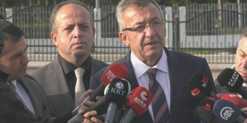 CHP’li Engin Altay: Çekilmeyi bilmek lazım