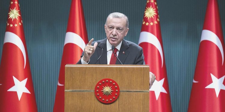 Emekli maaşı ve ikramiyesi ne vakit yatıyor Erdoğan’dan açıklama