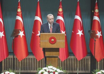 Erdoğan: Engelli ve engelli yakını ile yaşlı aylıklarını erkene aldık