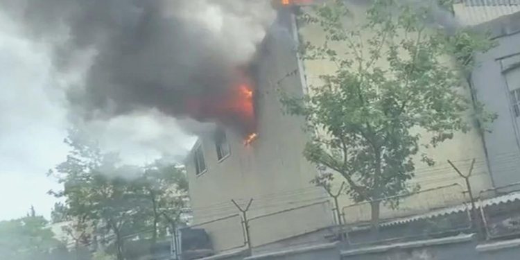 İMES Sanayi Sitesi’nde yangın