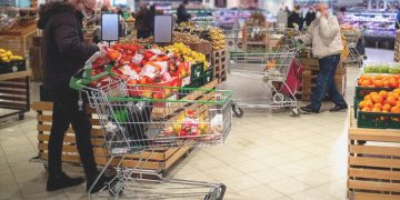 İngiltere’de yüksek besin fiyatı tüketimi baskıladı