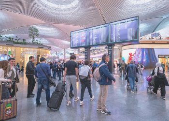 İstanbul Havalimanı’nda tatil yoğunluğu sürüyor