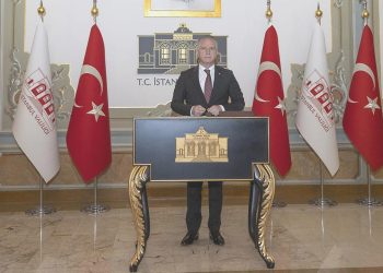 İstanbul Valisi Davut Gül misyona başladı