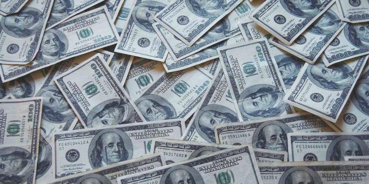 İstanbul’da geçersiz 1 milyar dolar ele geçirildi