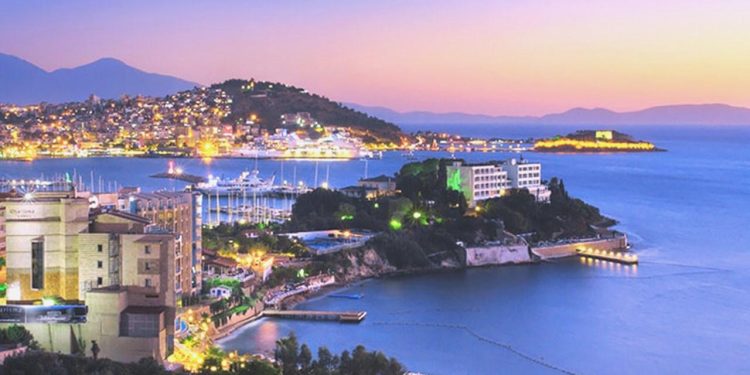 “Kuşadası, Kalkan ve Kuzey Kıbrıs’ta yalı satışları patladı”