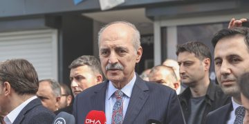 Meclis Lideri adayı Numan Kurtulmuş başvurusunu yaptı