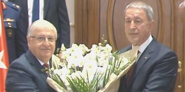 MSB’de evre teslim töreni! Güler, misyonu Akar’dan devraldı