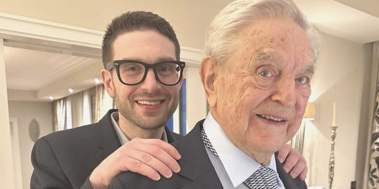 Soros imparatorluğunu oğlu yönetecek