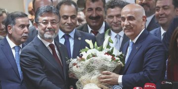 Tarım ve Orman Bakanı İbrahim Yumaklı misyonu Vahit Kirişci’den devraldı