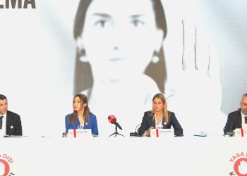 Tütün sanayicileri, 150 bin esnafla birlikte kaçağa karşı uğraş edecek