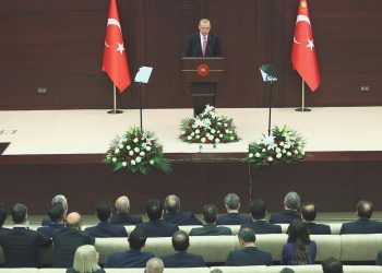 Yeni kabinede kimler yer almadı?