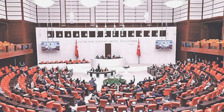 16 unsurluk torba kanun teklifi Meclis’e geliyor