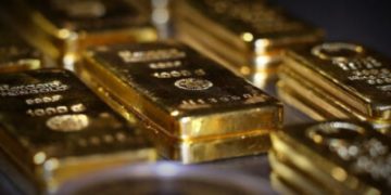 Dünyada altınlarını kendi ülkelerine getirme furyası başladı