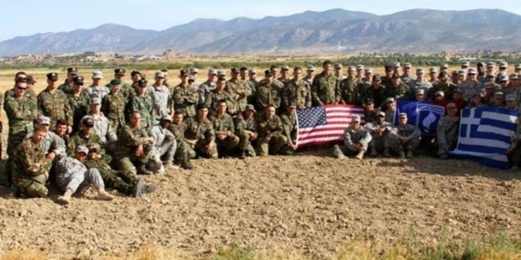 Yunanistan, Fransız gemilerine Dedeağaç limanını kullandırtmaya hazırlanıyor