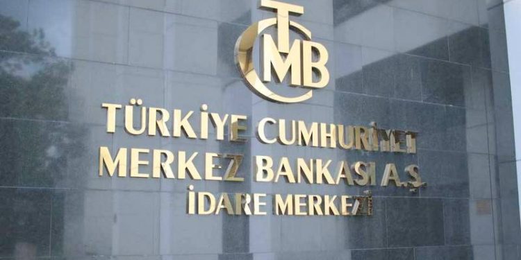 Merkez Bankası’ndan “sadeleşme politikasının kademeli olmasına karar verilmiştir” mesajı