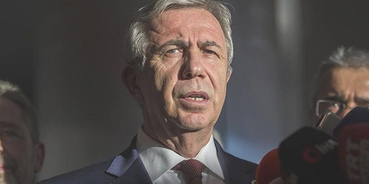 Anket: En beğenilen siyasetçi Mansur Yavaş