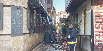 Antalya’daki otel yangınında iki Lübnanlı turist öldü
