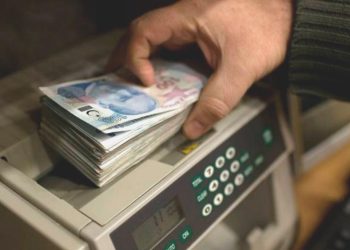 Bankacılık bölümü kredi hacmi geçen hafta  10 milyar 11 milyon lira arttı