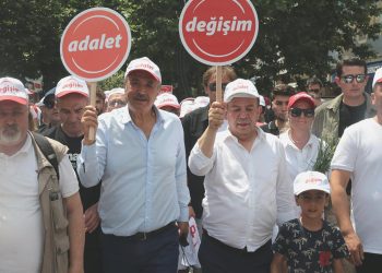 Bolu’dan Ankara’ya “Değişim ve Adalet” yürüyüşü başladı