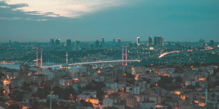 Büyükşehirlere atanan öğretmenlerden ‘tayin iptali’ dilekçesi