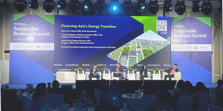 Cumhurbaşkanlığı’ndan Singapur’da yatırım toplantısı